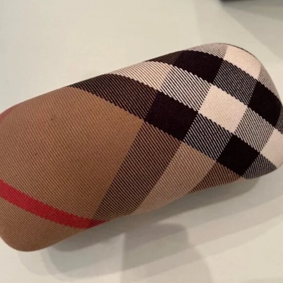 Burberry Vintage Sunglasses - Picture 10 of 10